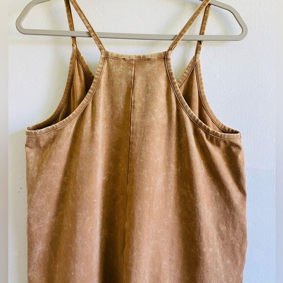 Zenana Tan Stone wash Jumpsuit Size Small/ Medium Oversized
Loungewear - Picture 6 of 7